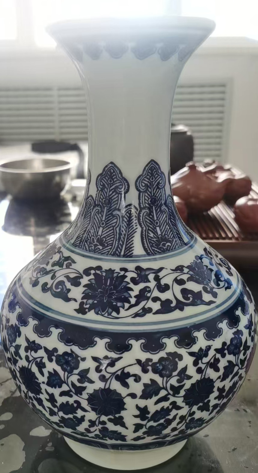 大清乾隆年制青花缠枝纹赏瓶-国博文物