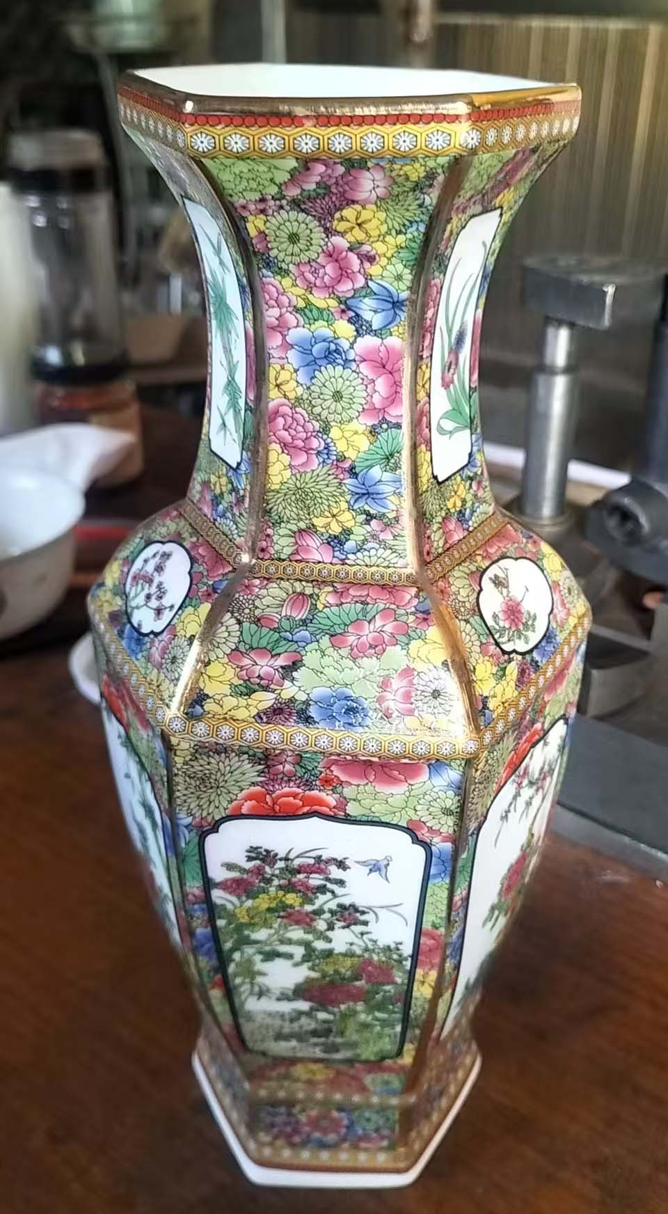乾隆御制六方瓶-国博文物