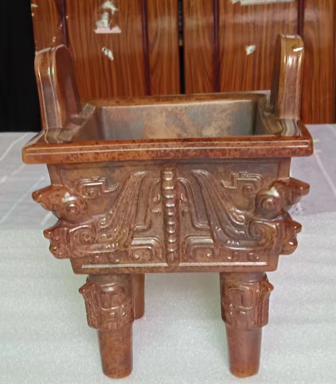 战汉老玉鼎-国博文物