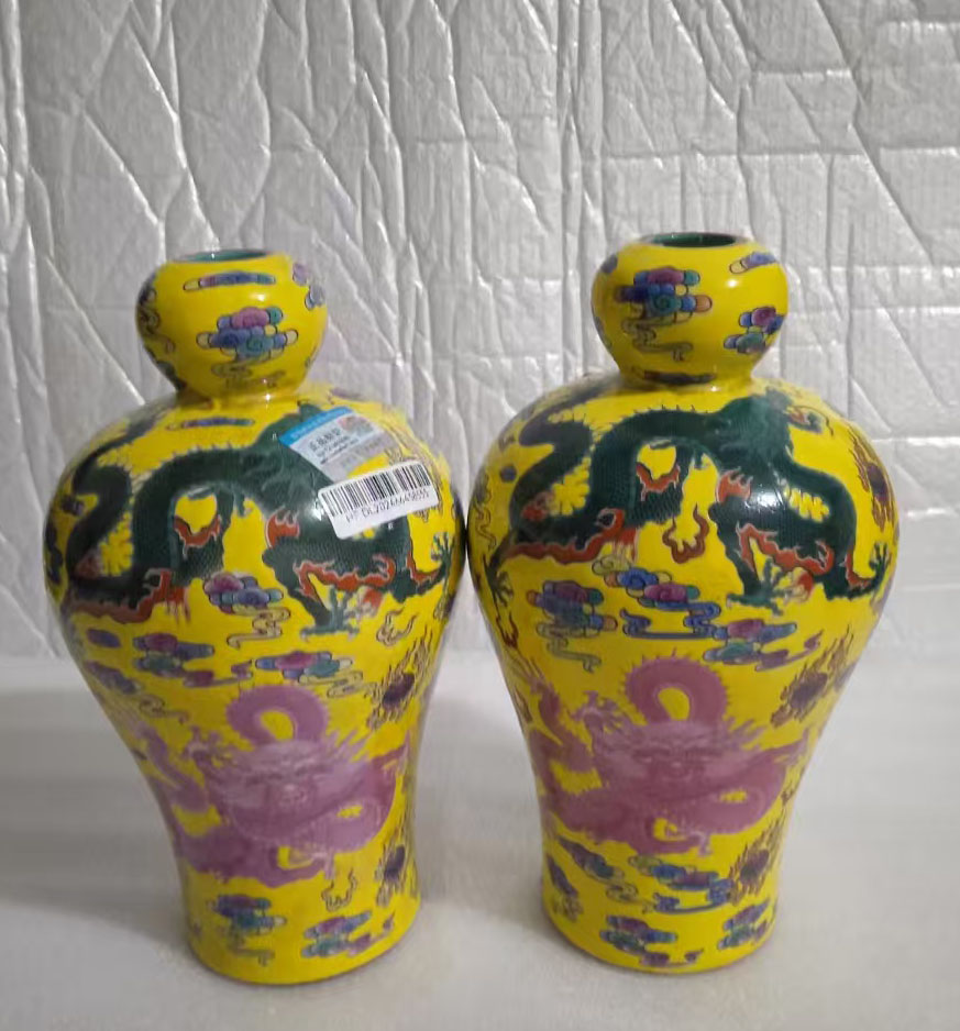 清雍正珐琅蒜头瓶一对-国博文物