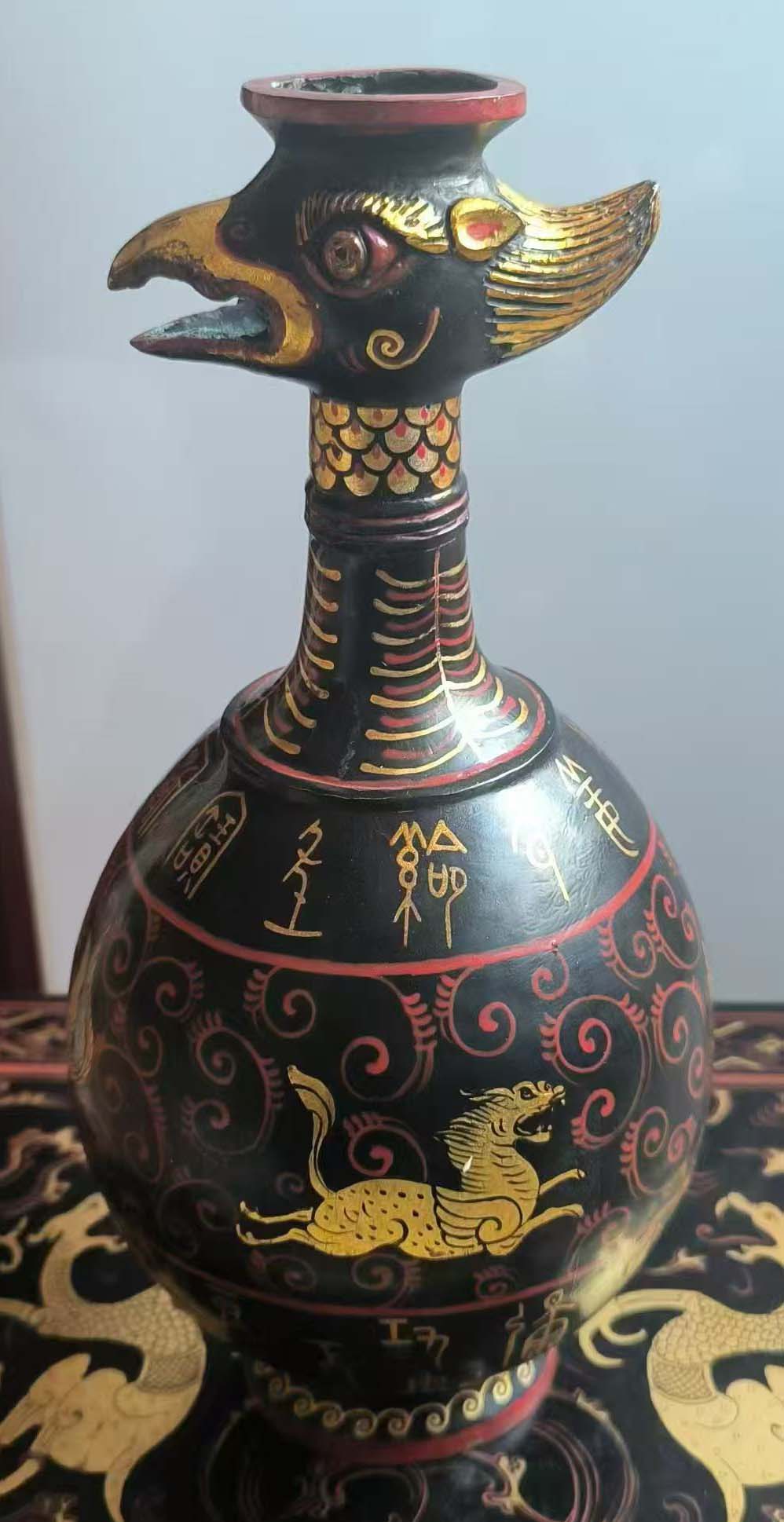 鹰嘴壶-国博文物