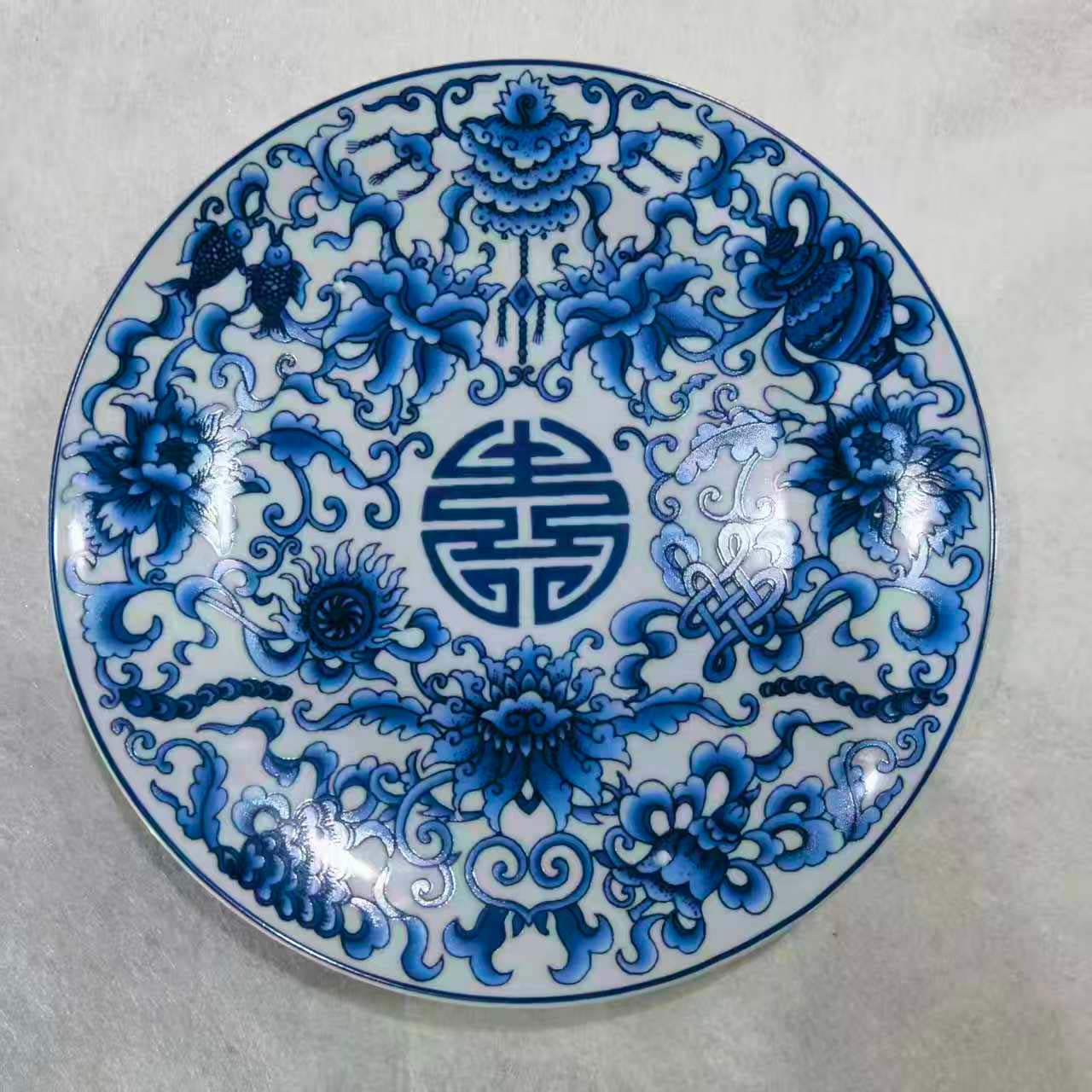 乾隆年制八宝寿字纹青花赏瓶-国博文物