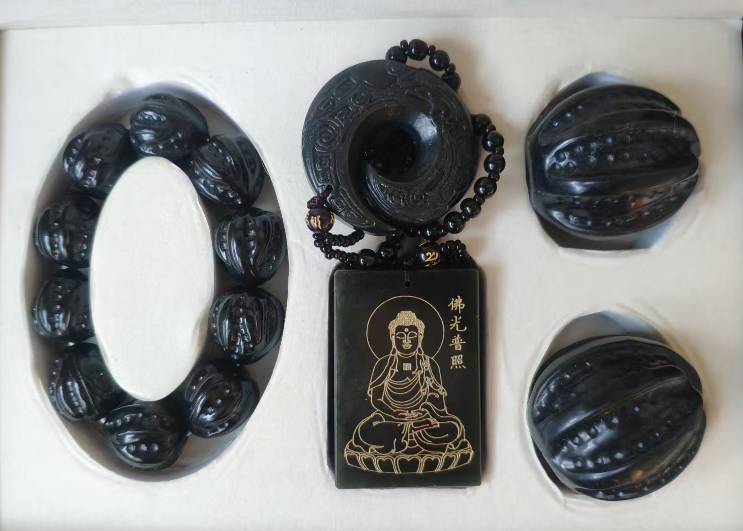 和田玉观音菩萨-国博文物