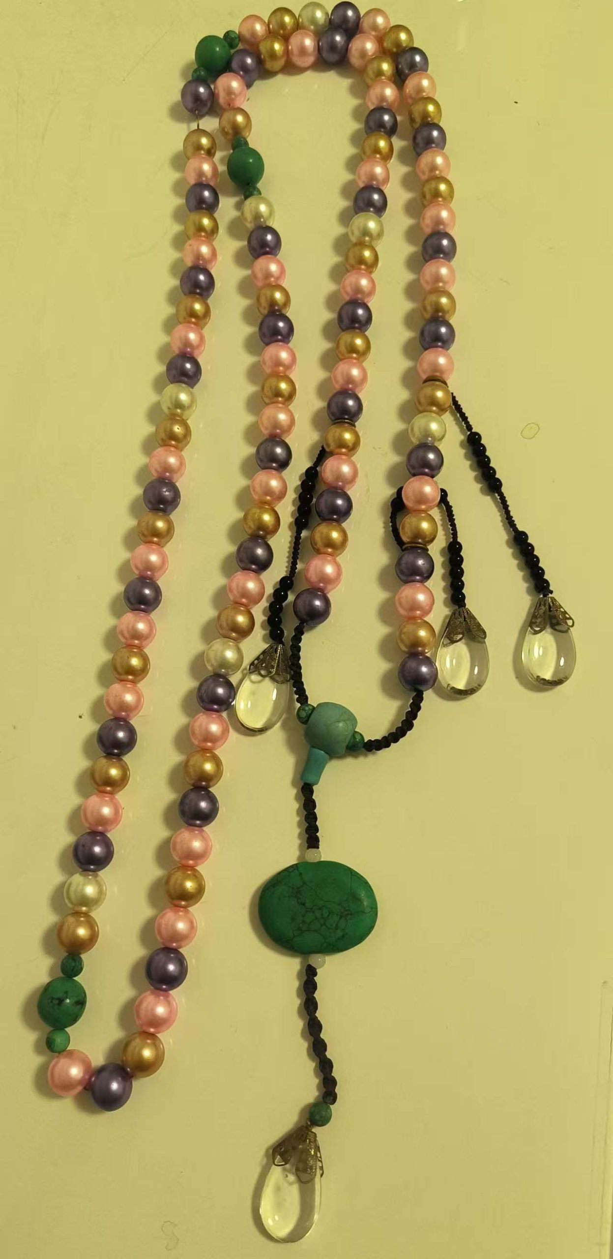 多彩潮珠项链-国博文物