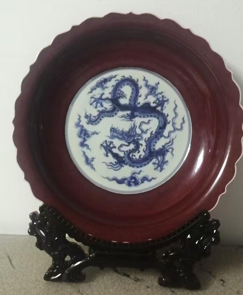 大明宣德红釉青花龙纹赏盘-国博文物