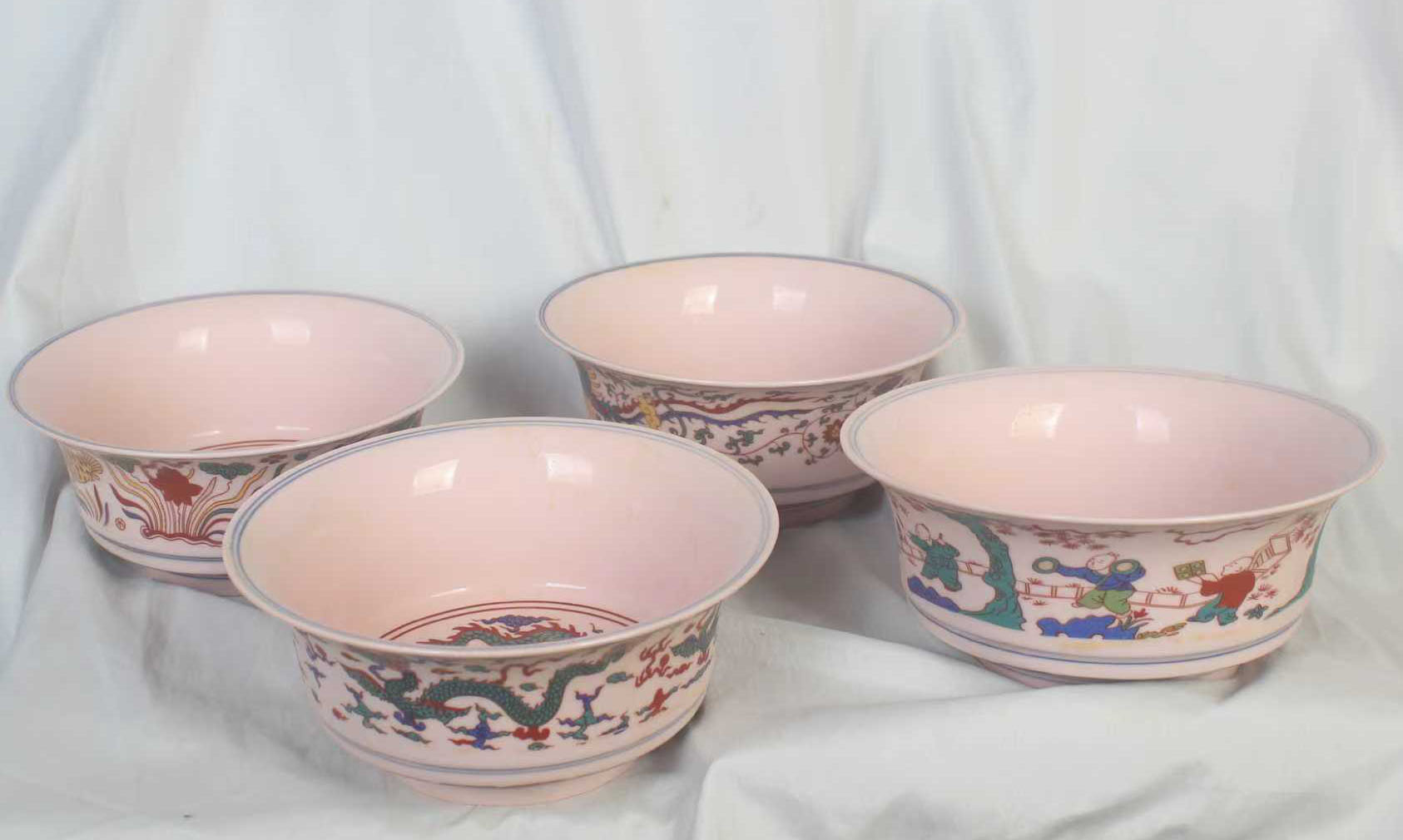 大明成化年制斗彩高脚杯-国博文物