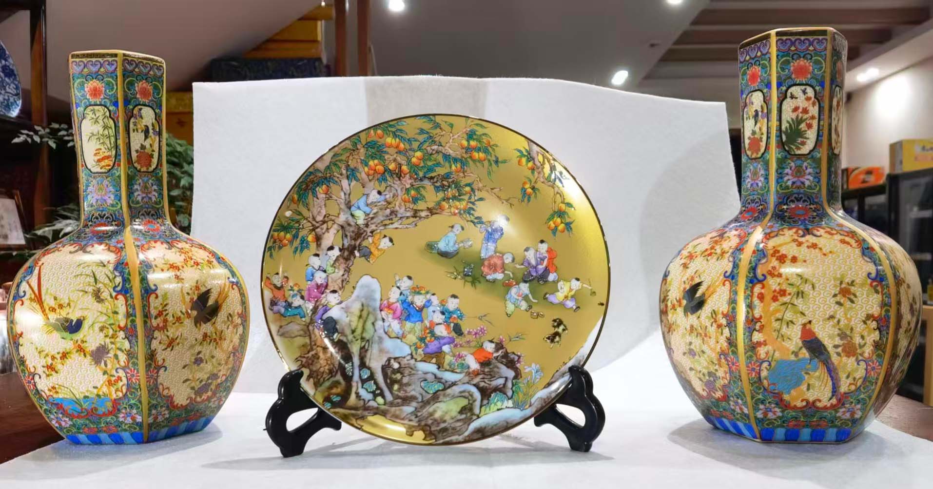 大清乾隆年制瓷器一套-国博文物