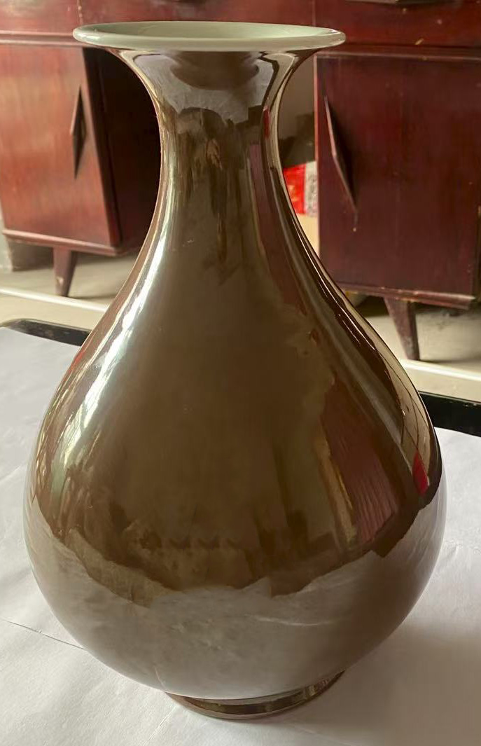 大清康熙紫金釉瓷器-国博文物