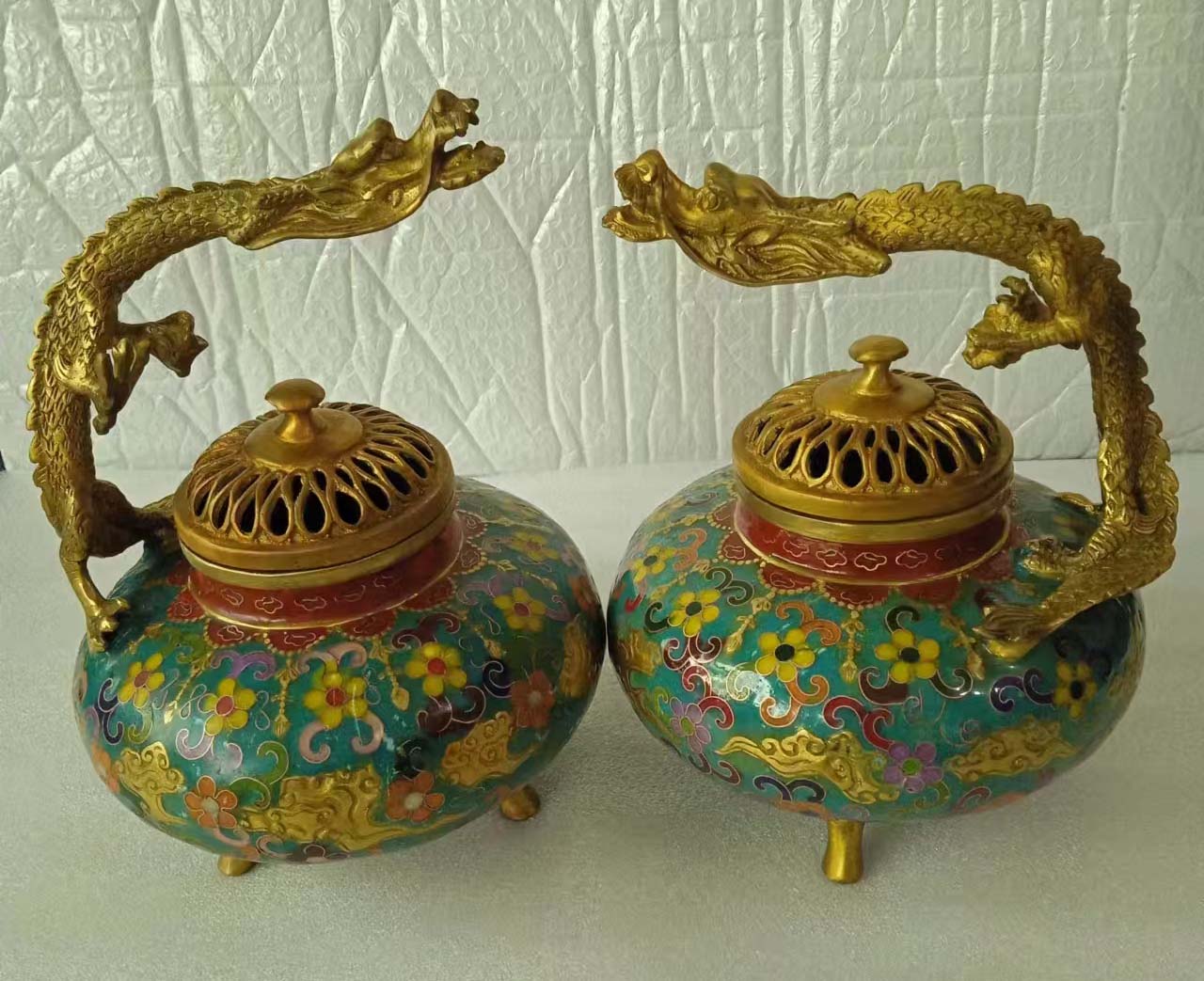 景泰蓝狮盖龙耳香薰炉-国博文物