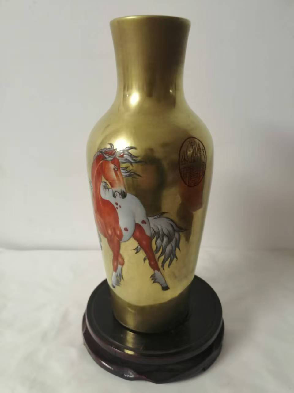 清乾隆金包瓷赏瓶-国博文物