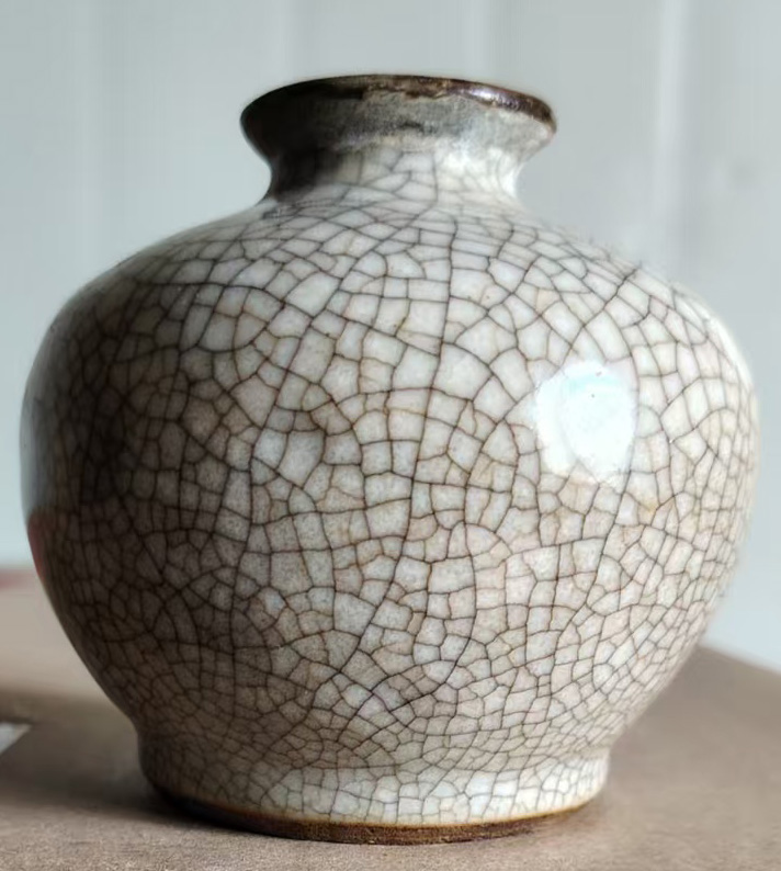 老窑瓷哥窑水盂满开-国博文物