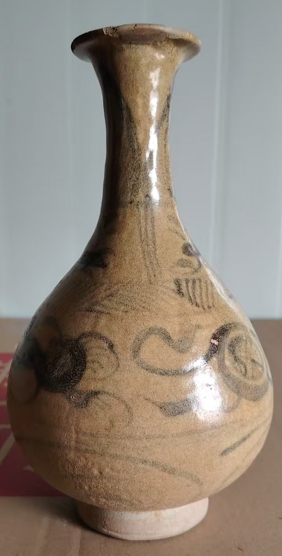 花卉玉春瓶-国博文物