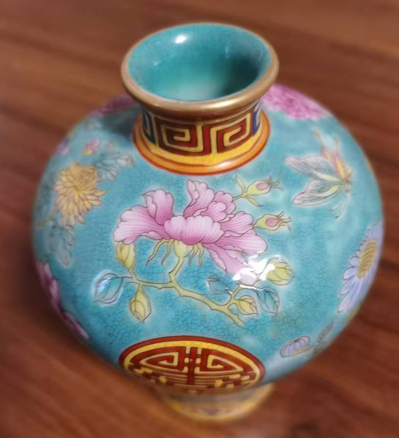 鎏金加彩花瓶-国博文物