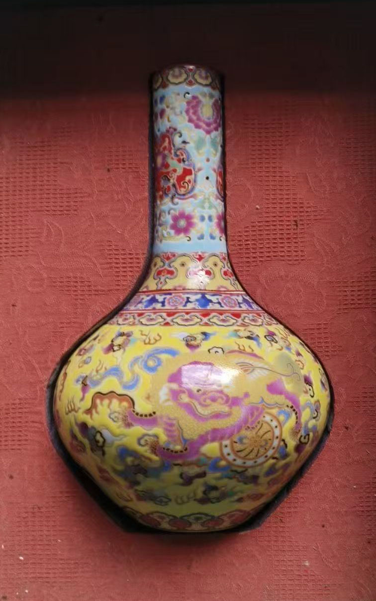 雍正预展蒜头瓶-国博文物