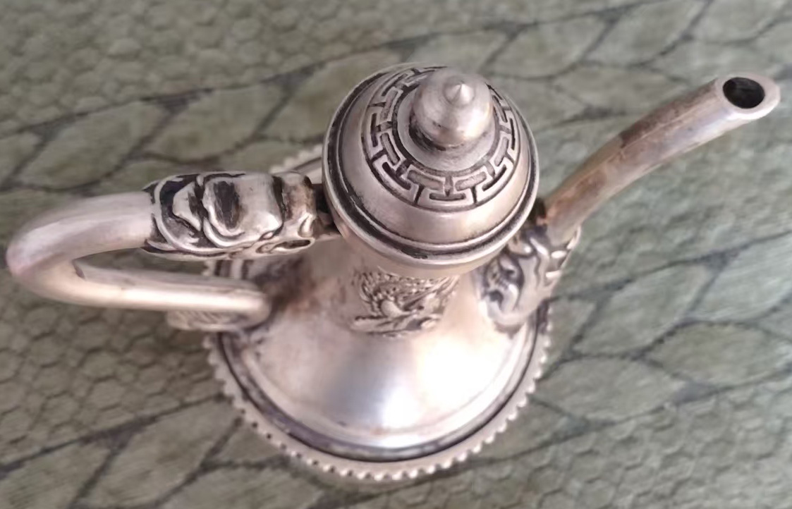 乾隆年制酒壶-国博文物