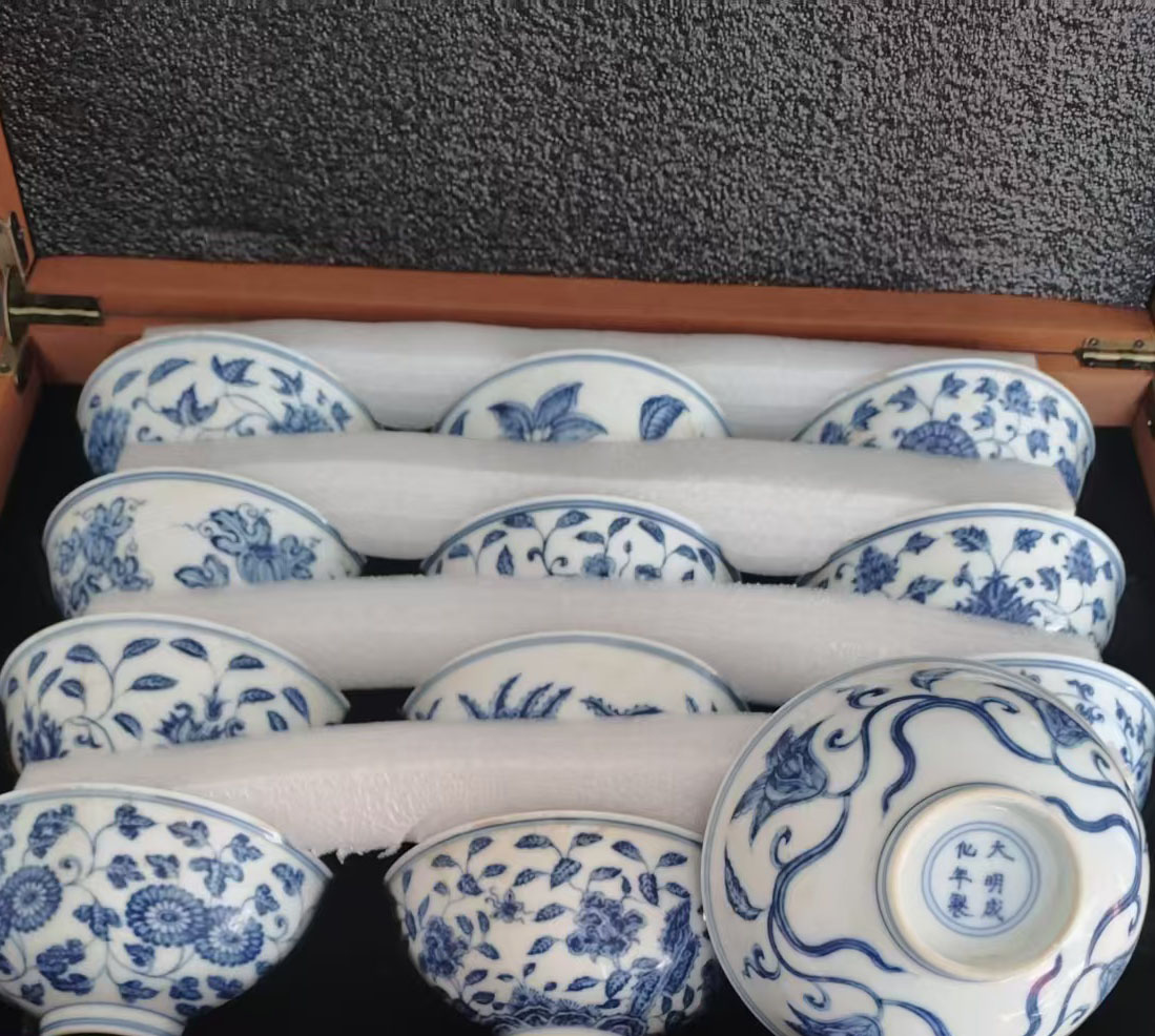 大明成化十二宫瓷碗起-国博文物