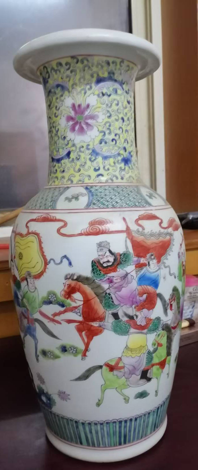 大清康熙年制粉彩棒槌瓶-国博文物