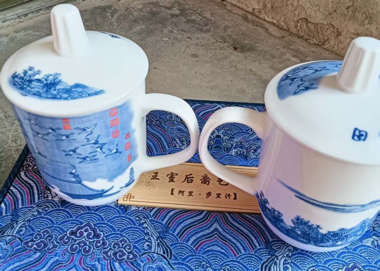 千里江山瓷器-国博文物