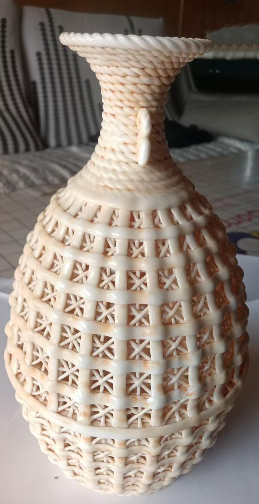 南宋湖田镂空梅瓶-国博文物