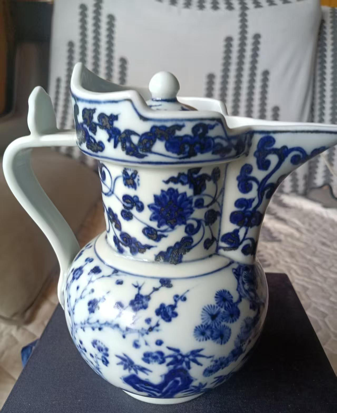 大明宣德年制青花松竹梅岁瓶-国博文物