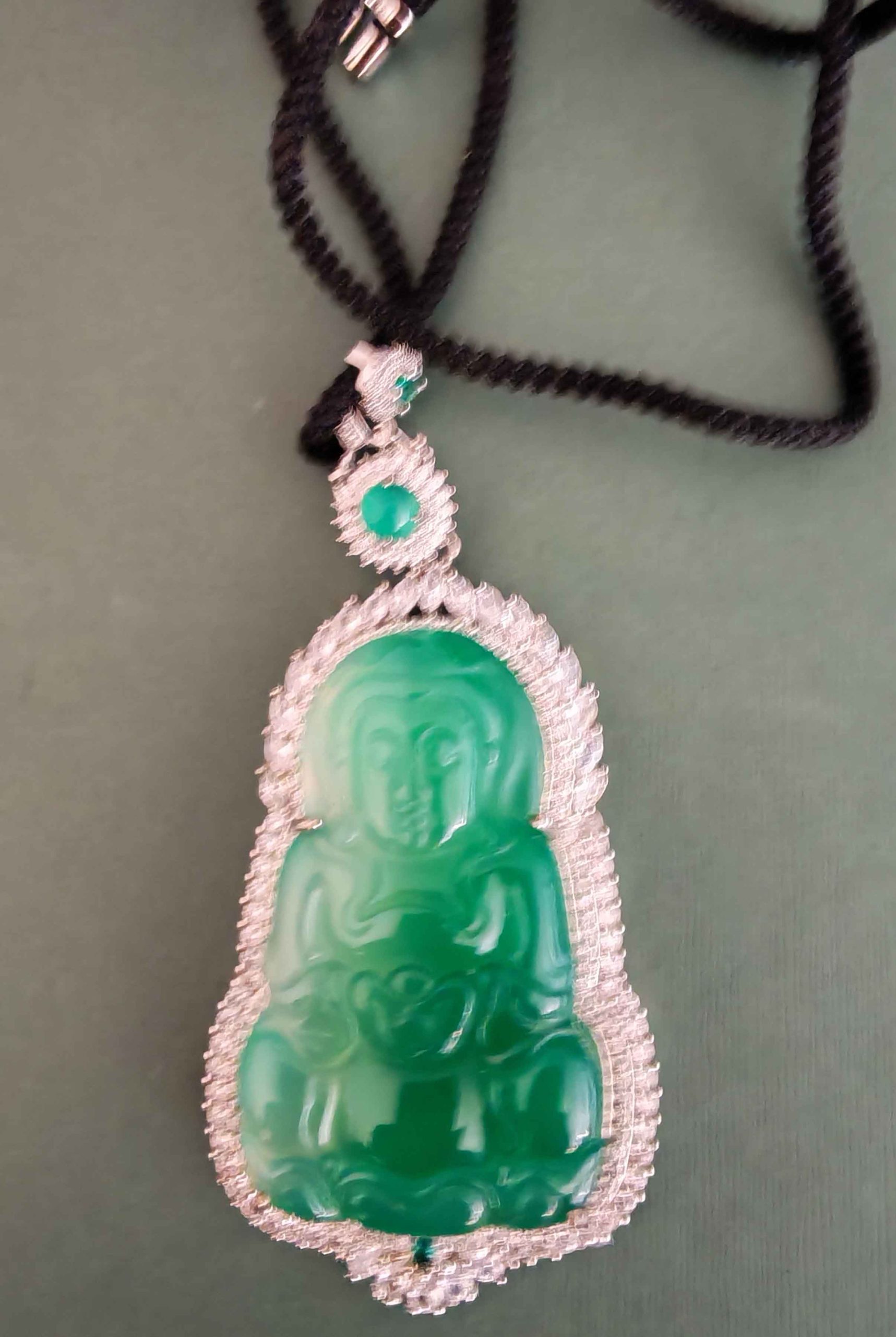 玉髓大观音吊坠-国博文物