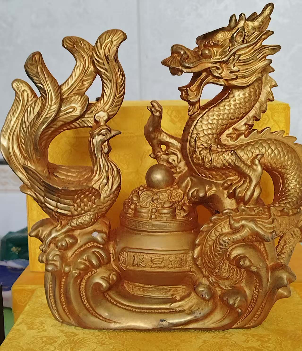 纯铜龙凤呈祥摆件-国博文物