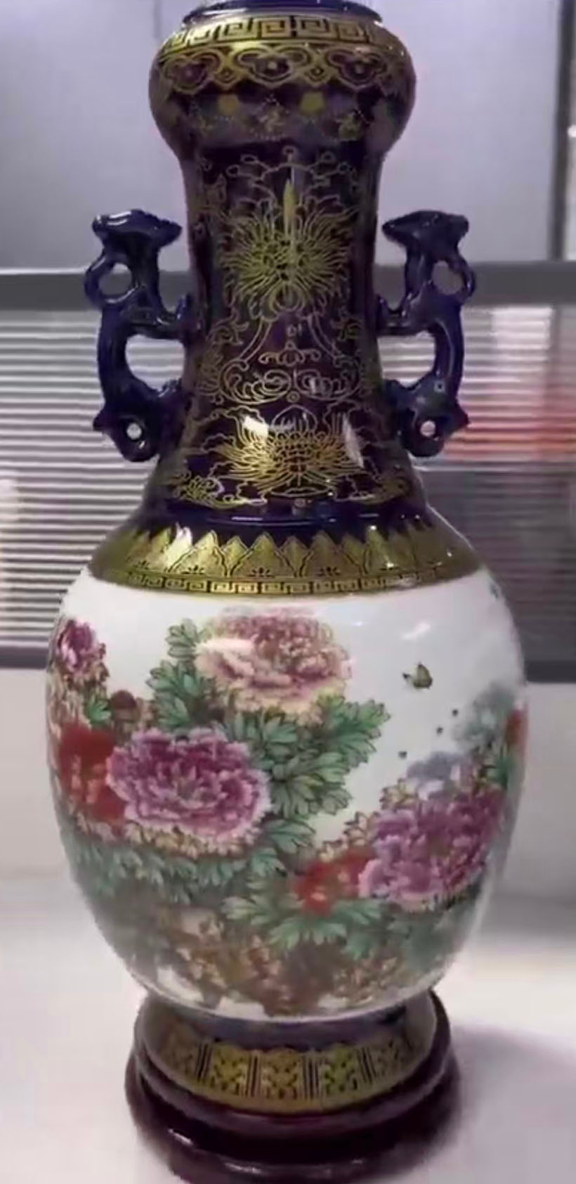 张松茂国色天香摆件-国博文物