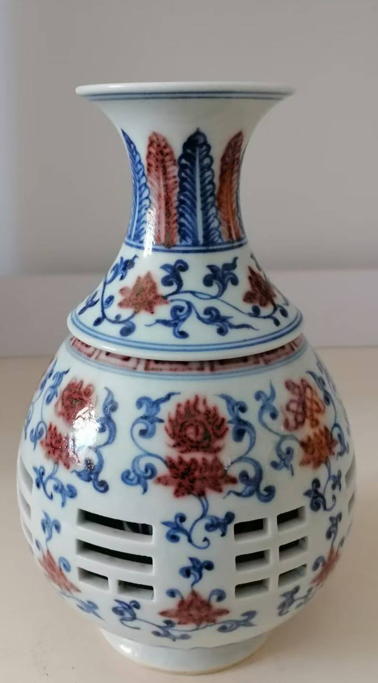 明宣德青花釉里红转心瓶-国博文物