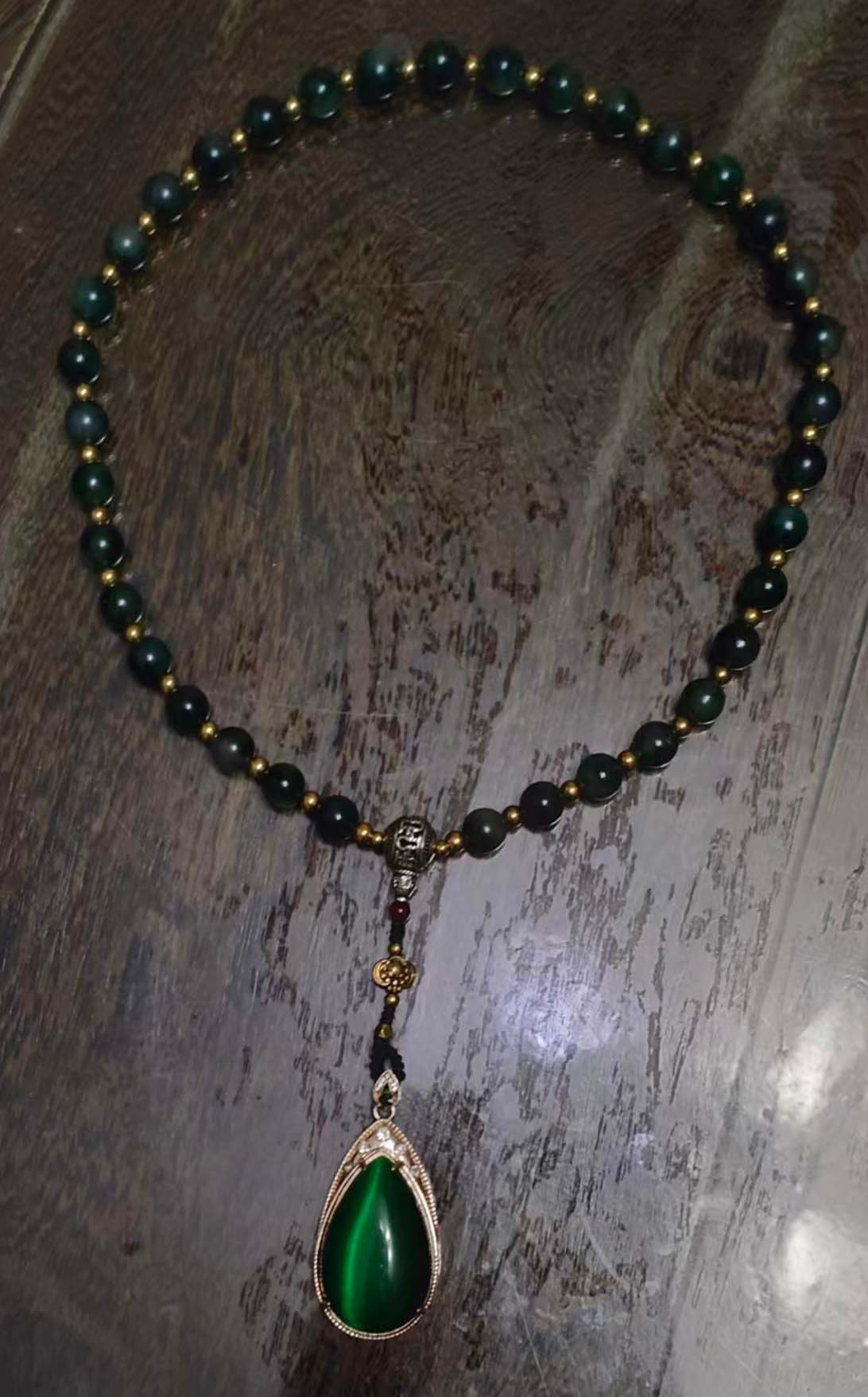 绿猫眼项链-国博文物