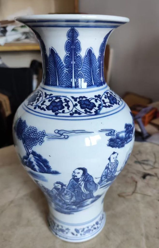 图片[1]-青花人物鱼尾瓶-国博文物