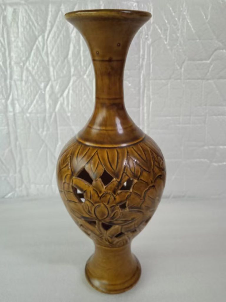 图片[1]-吉州窑黄釉镂空瓶-国博文物