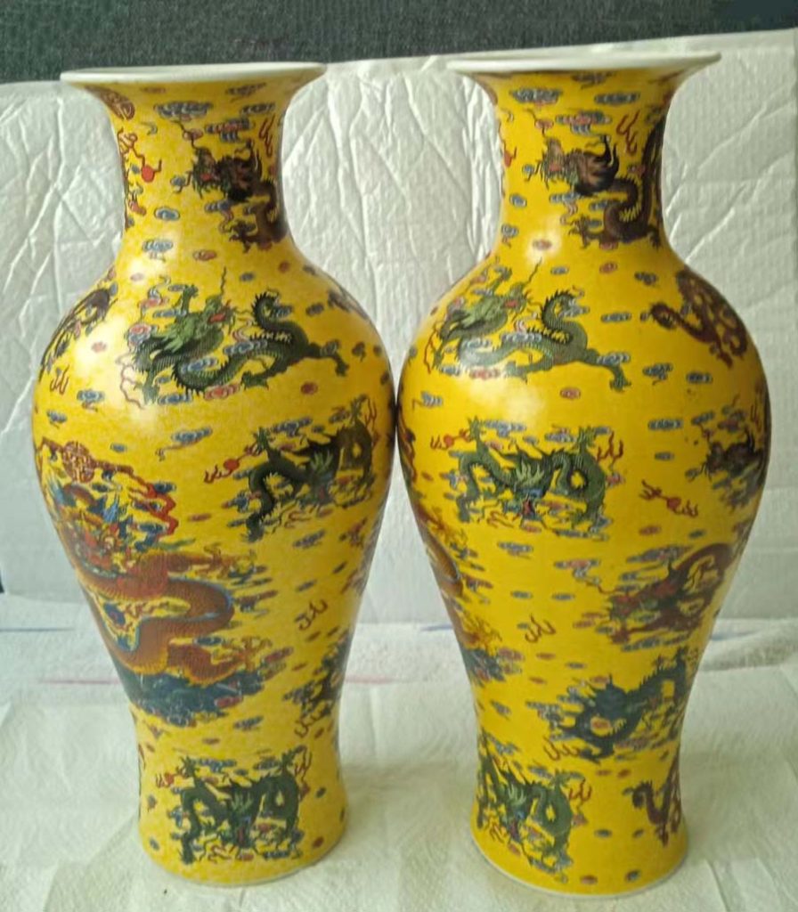 图片[1]-大清雍正年制黄釉五彩龙纹赏瓶-国博文物