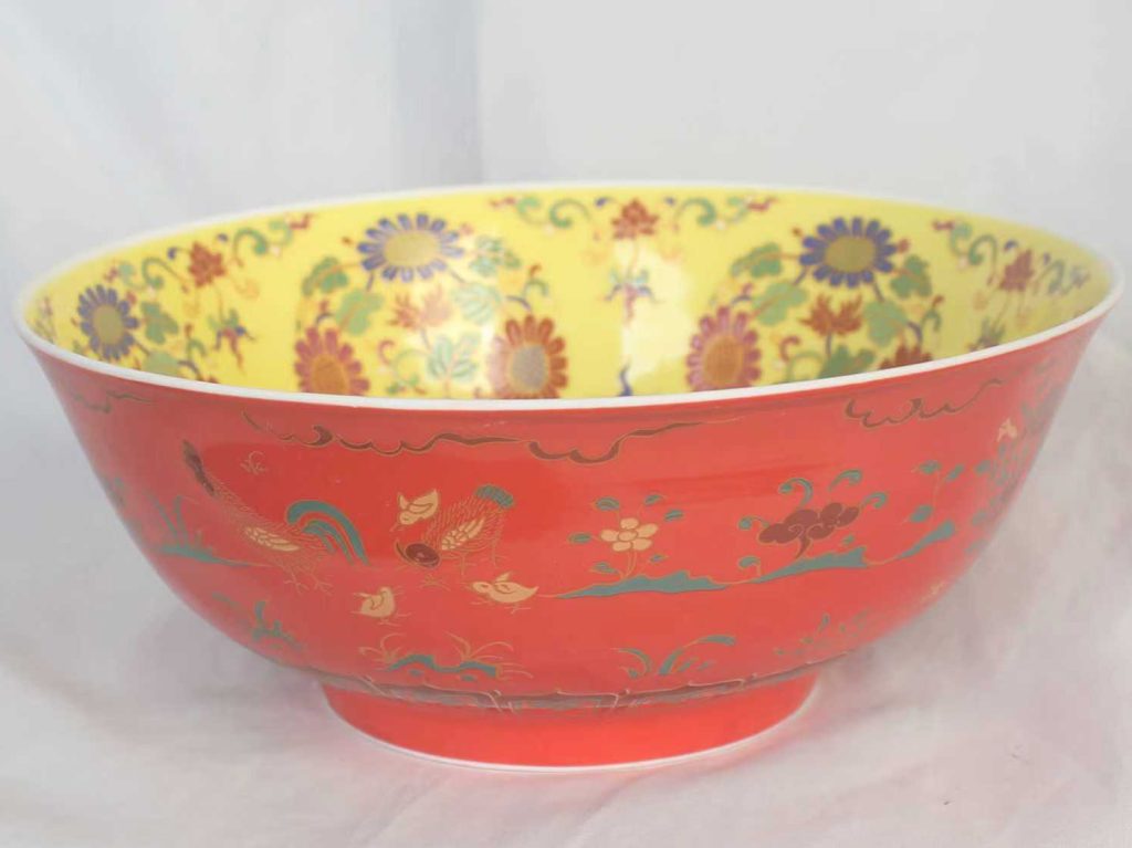 图片[1]-大明成化年制斗彩黄底龙纹碗-国博文物