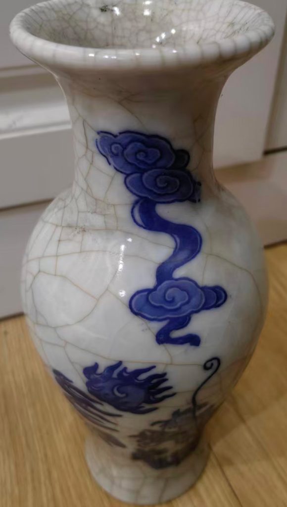 图片[1]-官窑缠枝瓶-国博文物