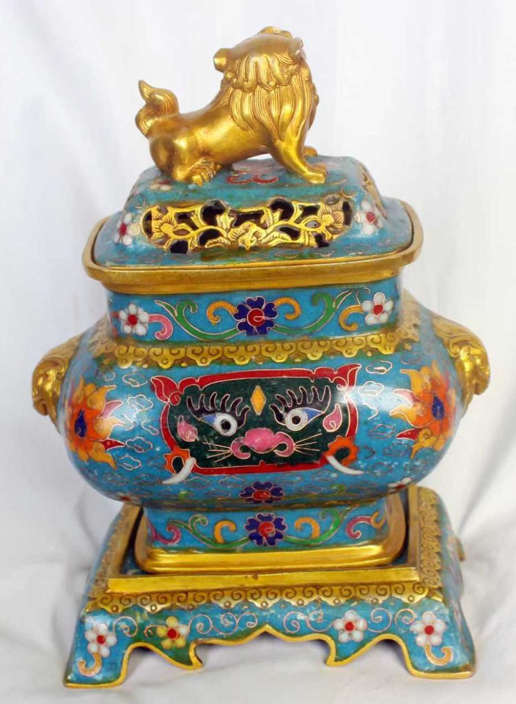 图片[1]-珐琅彩狮子四方三体香炉-国博文物