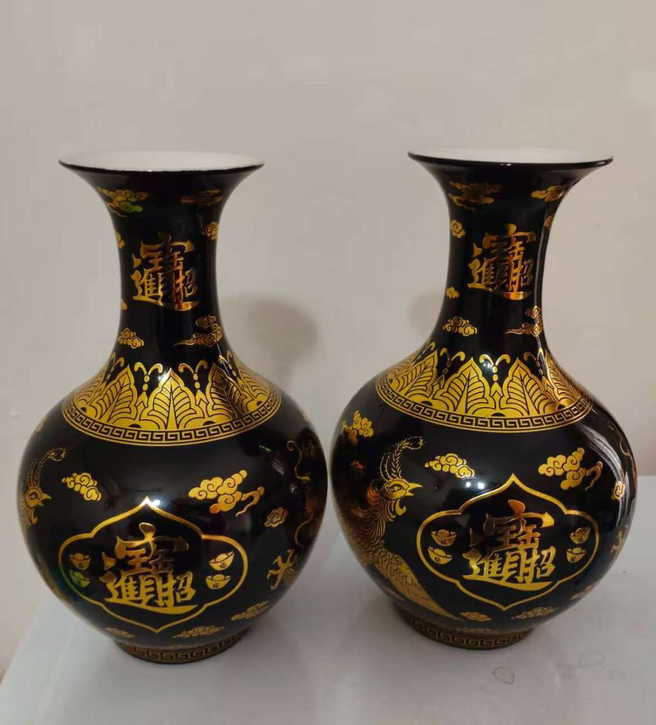 图片[1]-乌金柚描金龙凤瓷瓶一对-国博文物