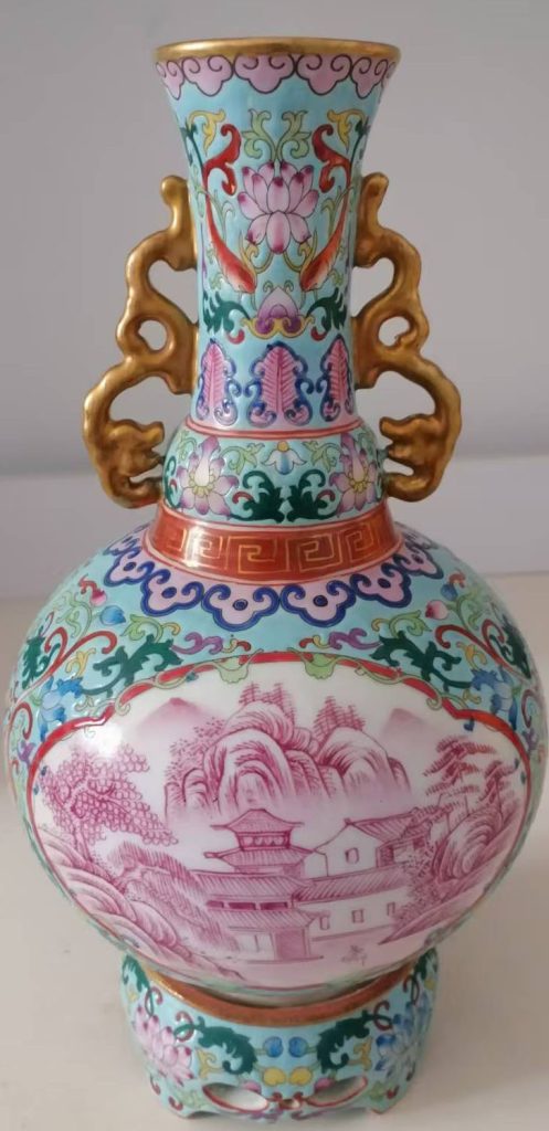 图片[1]-旧藏描金瓷器花瓶-国博文物