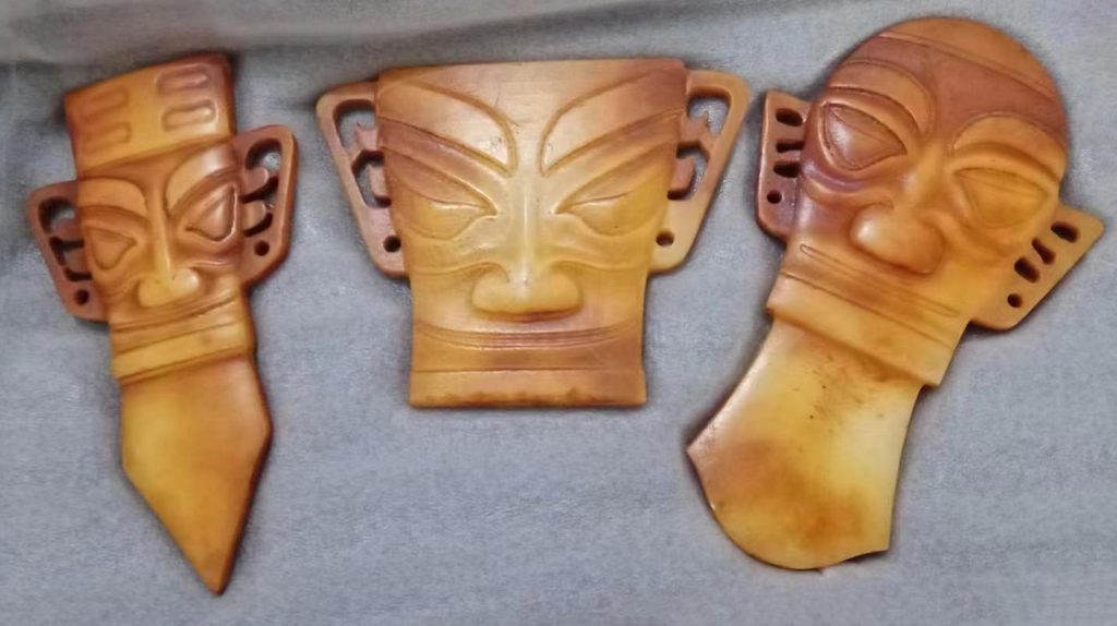 图片[1]-玉石镂空摆件-国博文物