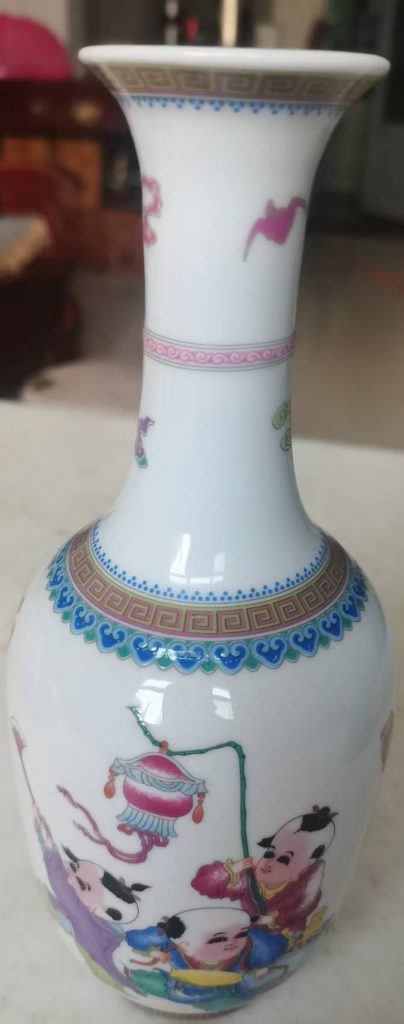 图片[1]-粉彩人物花瓶-国博文物